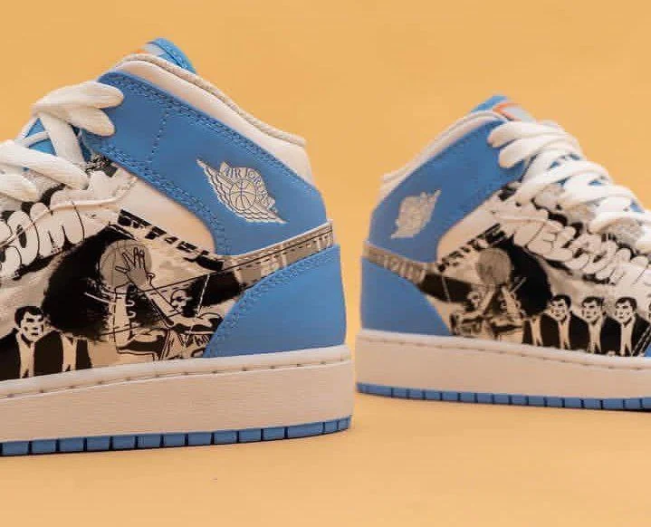 Air Jordan 1 Mid GS School Game Winner Men's Shoes