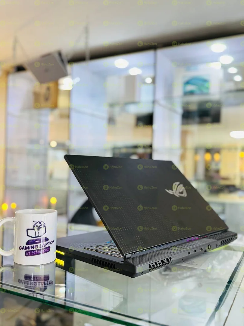 ASUS ROG STRIX G713 Gaming Laptop