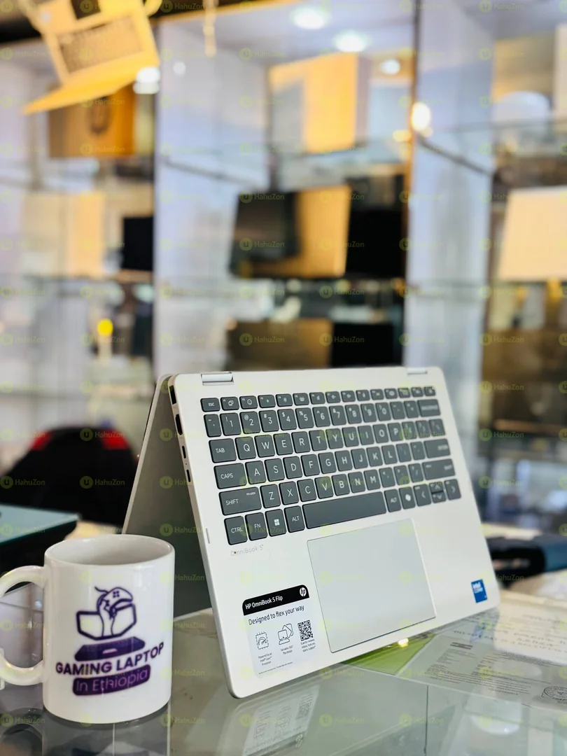 Hp Omnibook x360 2 in 1 intel® Core 7 150U Laptop