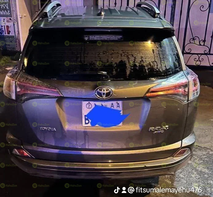 2016 Model-Toyota Rav4