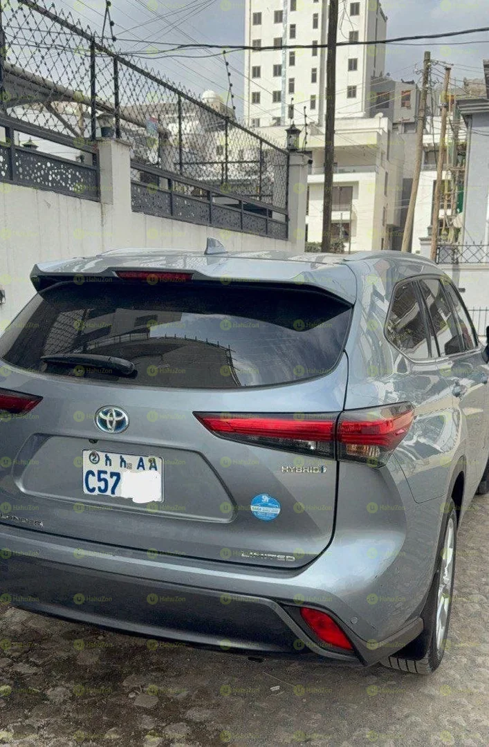 2023 Model-Toyota Highlander