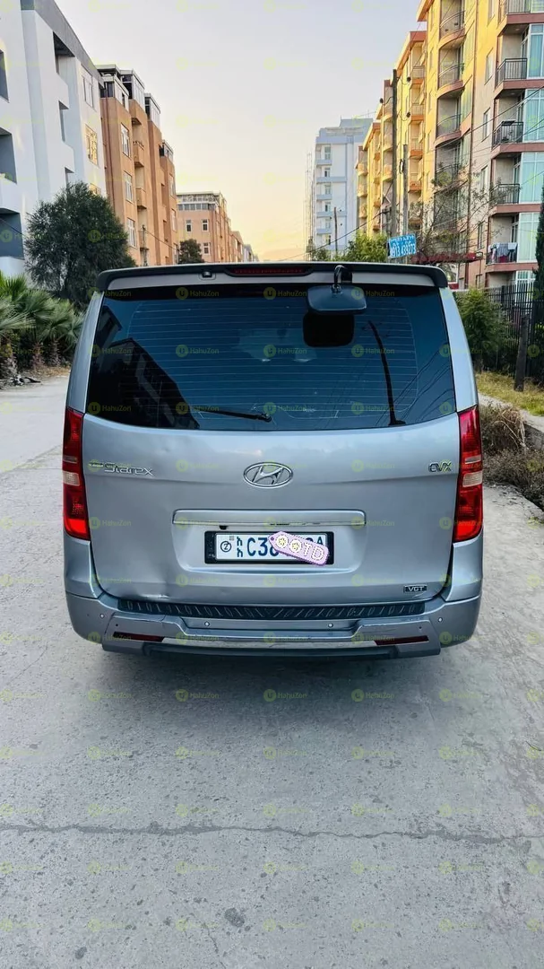 2013 Model-HyundaI Starex