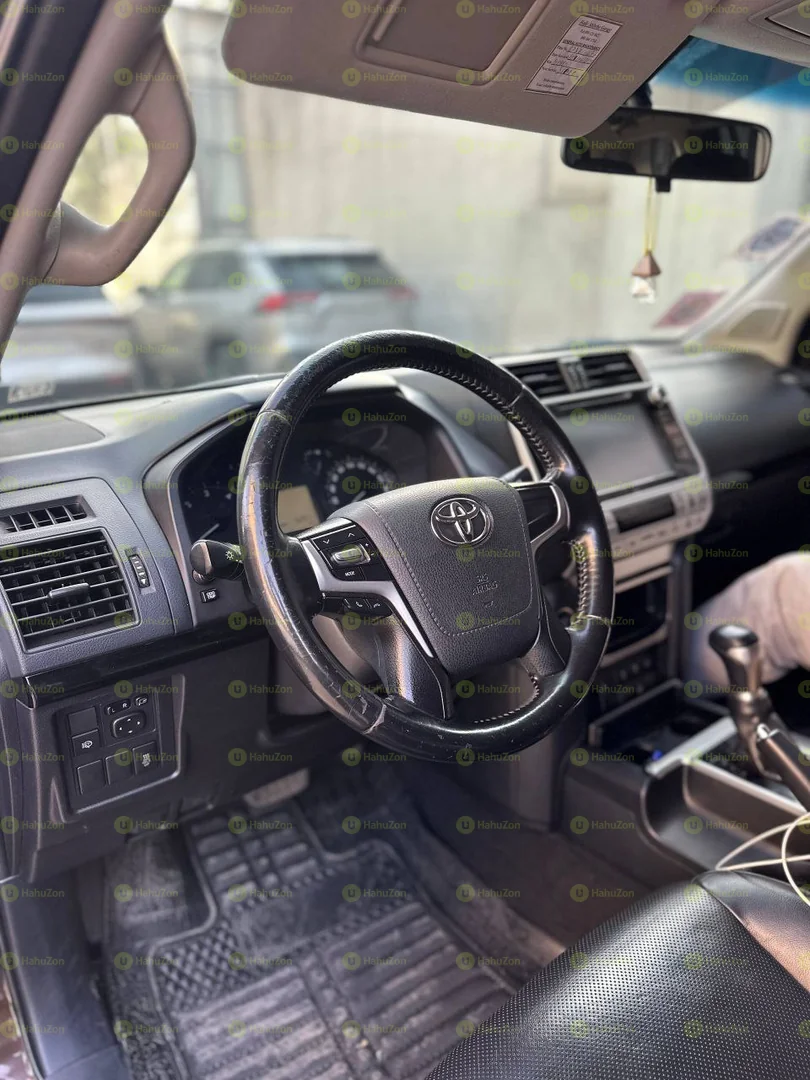 2010 Model:Landcruiser Prado