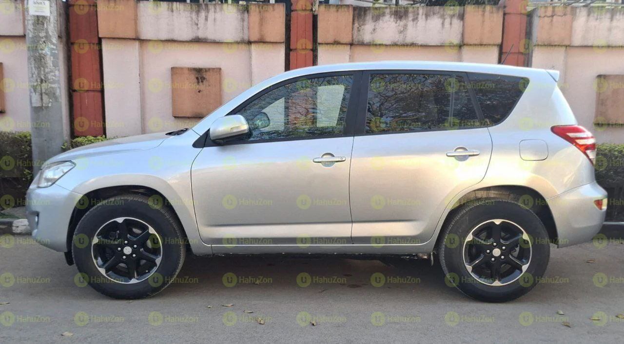 2009 Model-Toyota Rav4