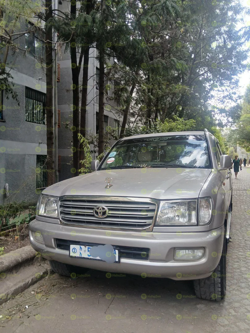 2004 Model-Toyota LandCruiser 1O5(GXR)