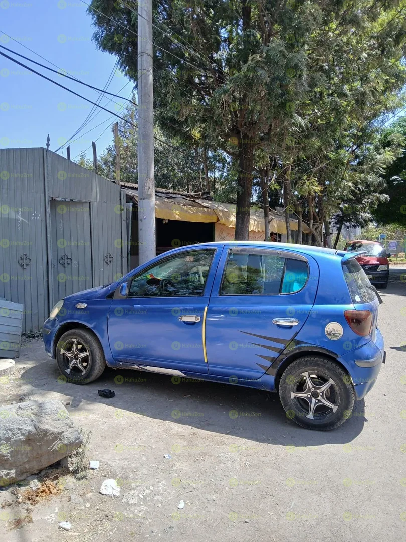 2002 Model-Toyota Vitz