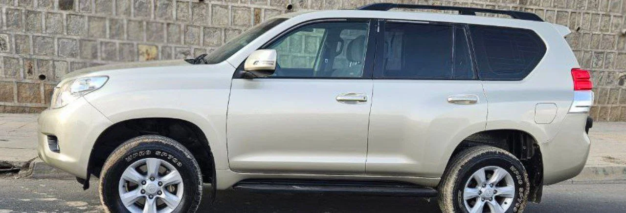 2015 Model-Toyota Landcruiser Prado