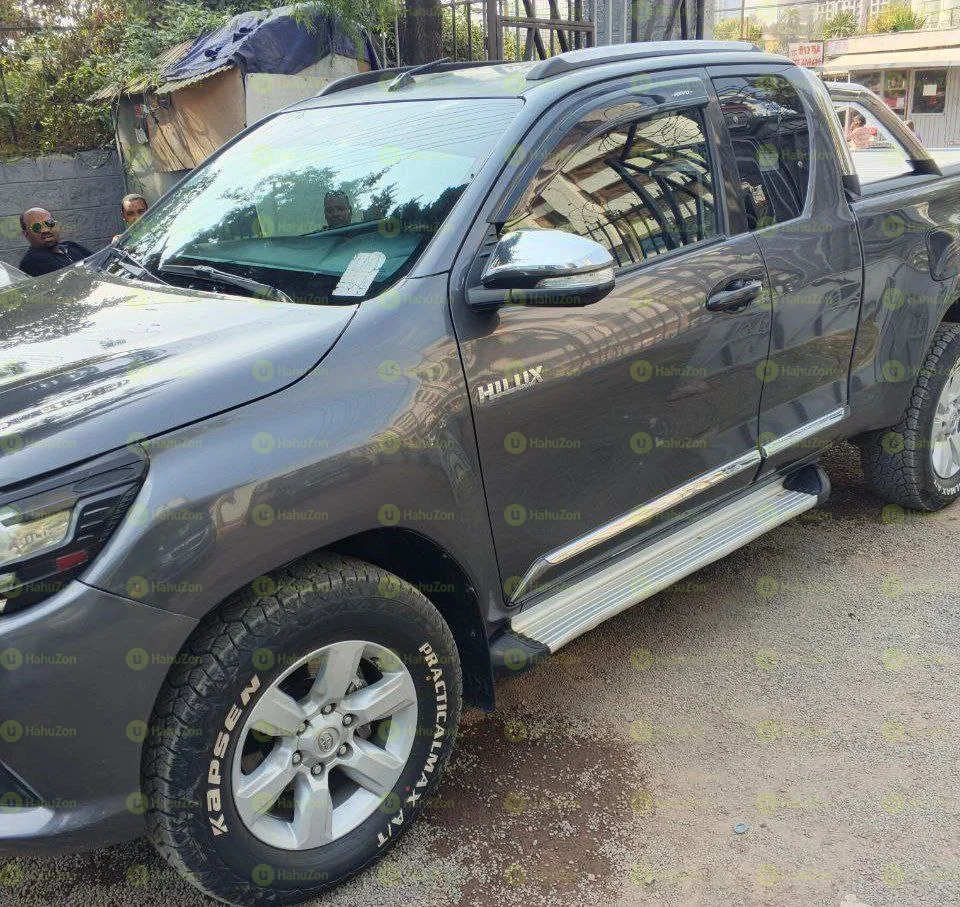 2017 Model-Toyota Rivo Hilux kin Cab