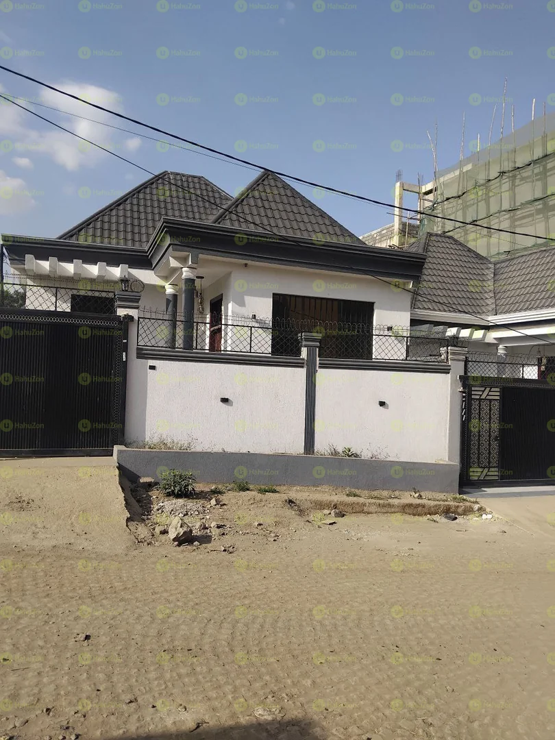 170 ካሬ የሚሸጥ ቪላ ቤት በአያት