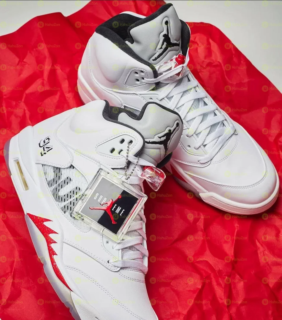 Supreme x Air Jordan 5 Retro White Men's Shoes