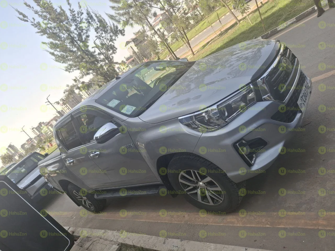2023 Model-Toyota Hilux Double cup