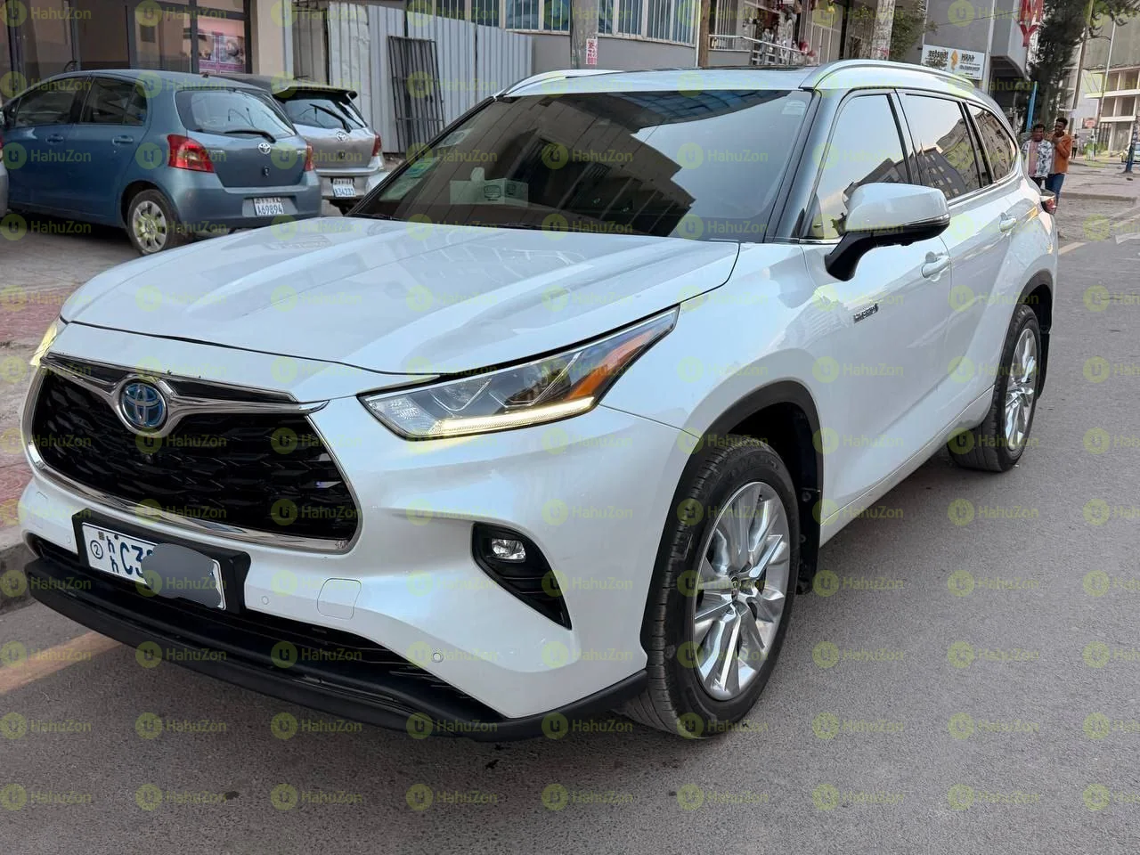 2023 Model-Toyota Highlander Hybrid