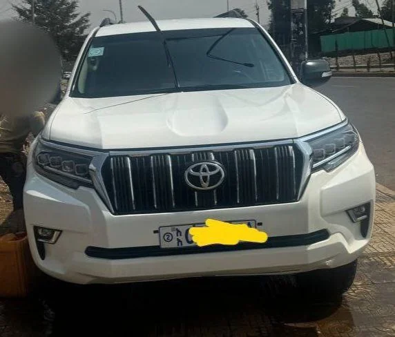2012 Model-Toyota Land Cruiser Prado