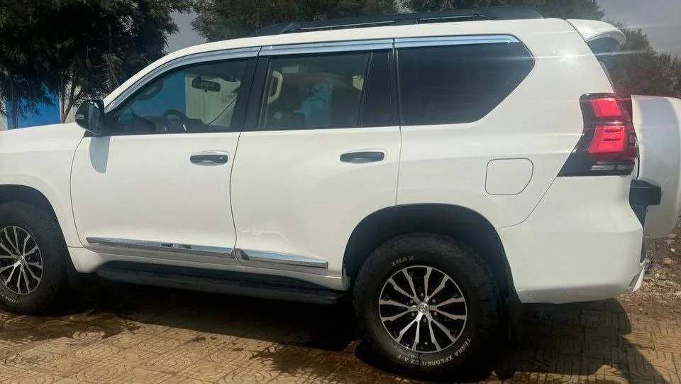 2012 Model-Toyota Land Cruiser Prado