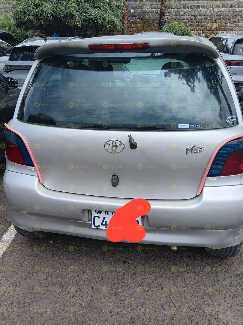 2001 Model-Toyota Vitz