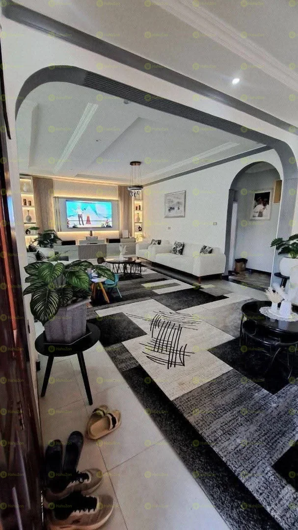 500 ካሬ የሚሸጥ ቪላ ቤት በለገጣፎ አባኪሮስ