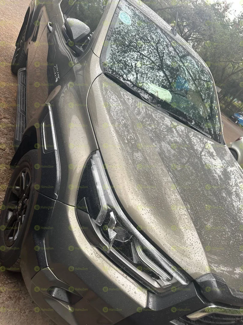 2021 Model-ToyotaInvincible King Cab