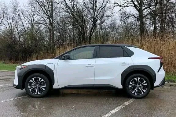 2022 Model-Toyota BZ4X