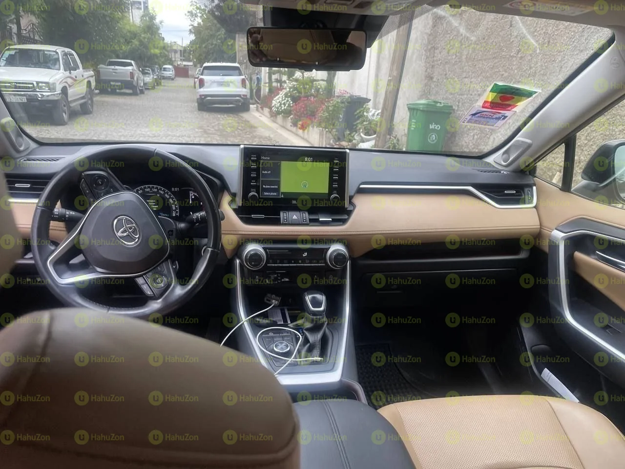 2020 Model-Toyota Rava 4