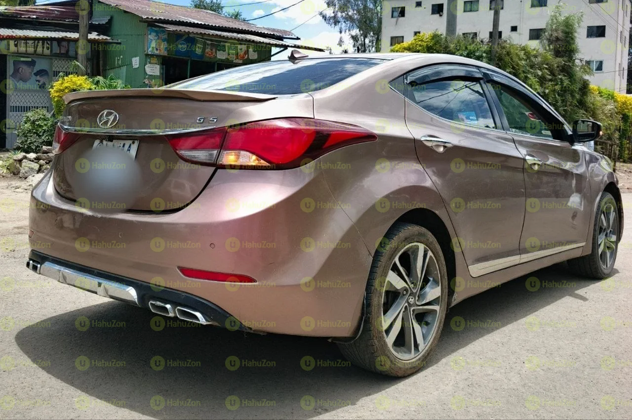 2021 Model-Hyundain Elantra