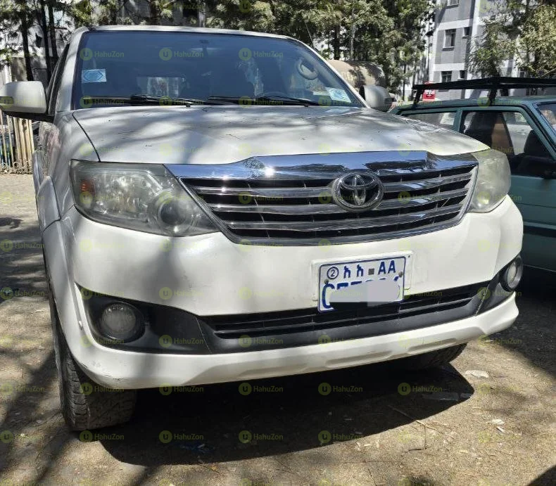 2013 Model-Toyota Fortuner