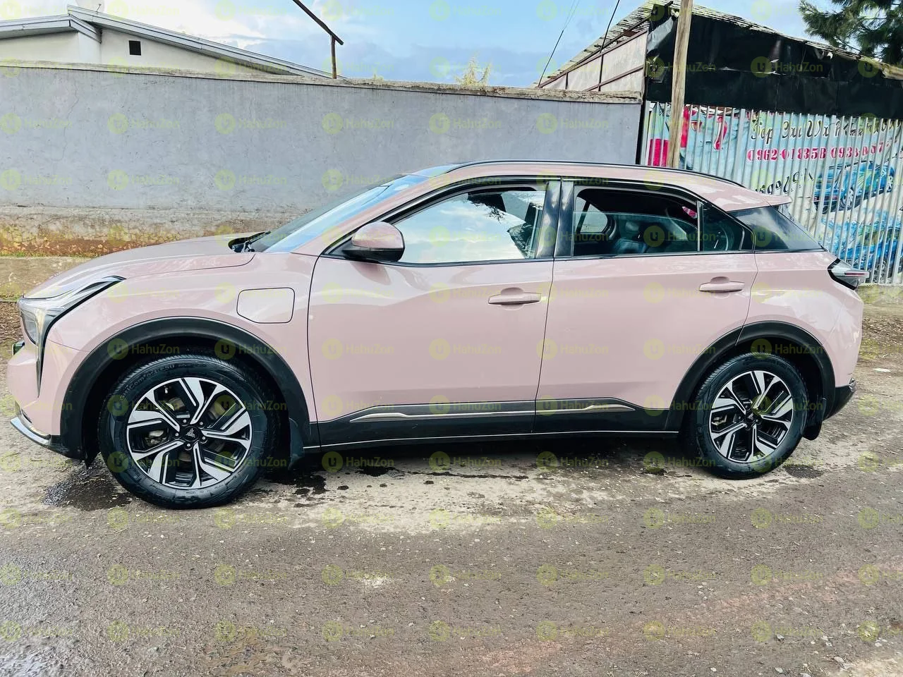 2023 Model-Hozon Neta