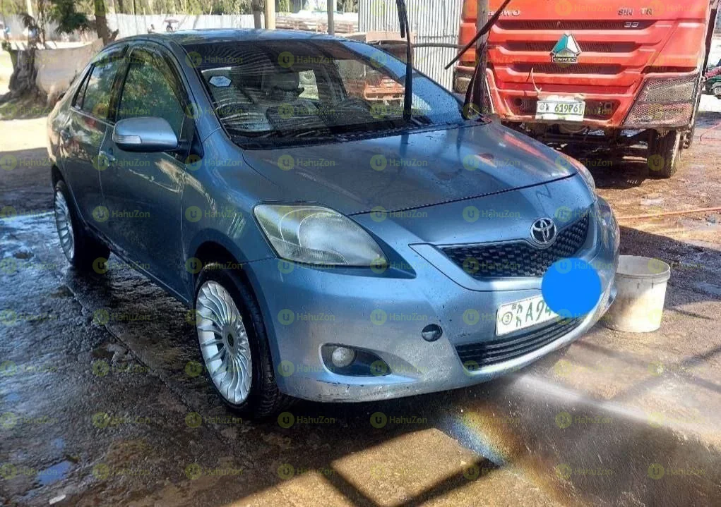 2009 Model-Toyota Yaris Belta