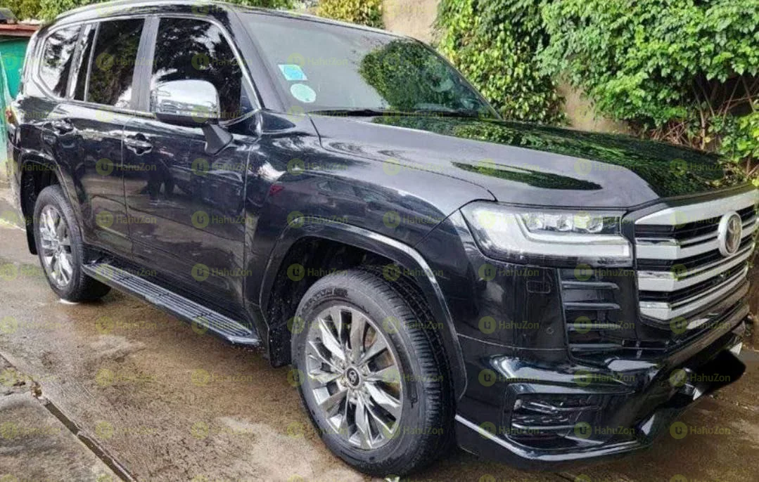 2023 Model-Toyota Land Cruiser VXR