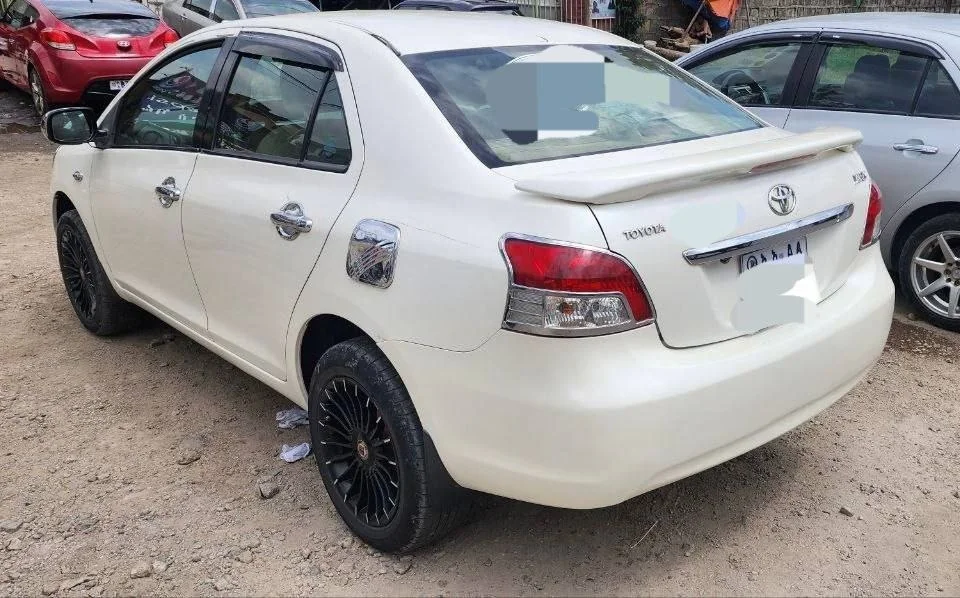 2011 Model-Toyota Yaris Sedan