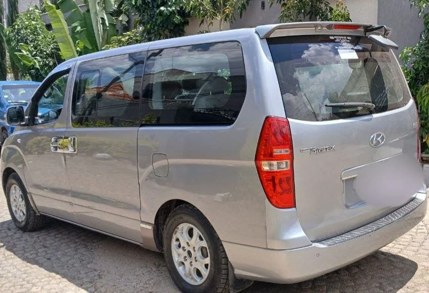 2015 Model-Hyundai Grand Starex