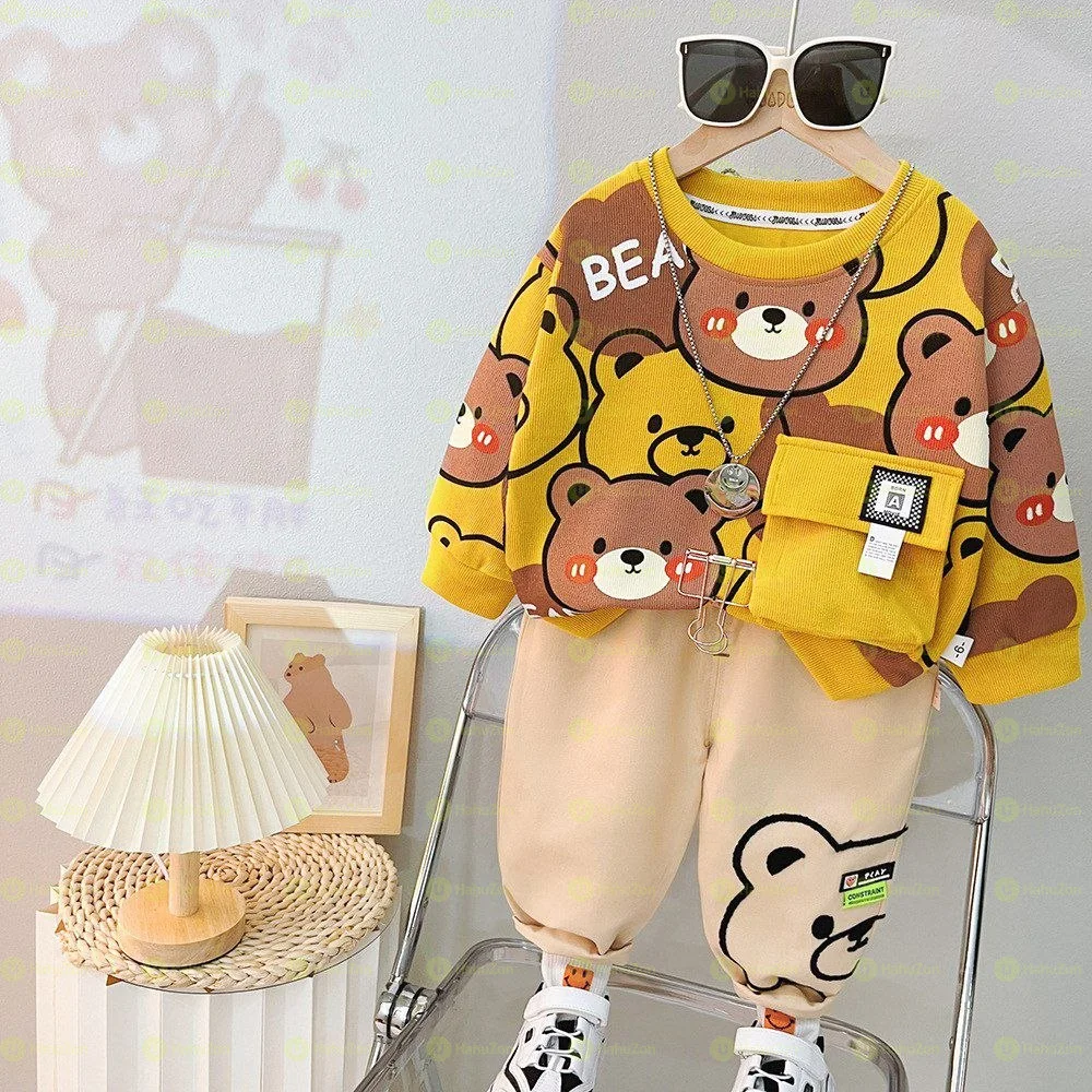 Unisex Bear Printed Sweatshirt and Khaki Pant