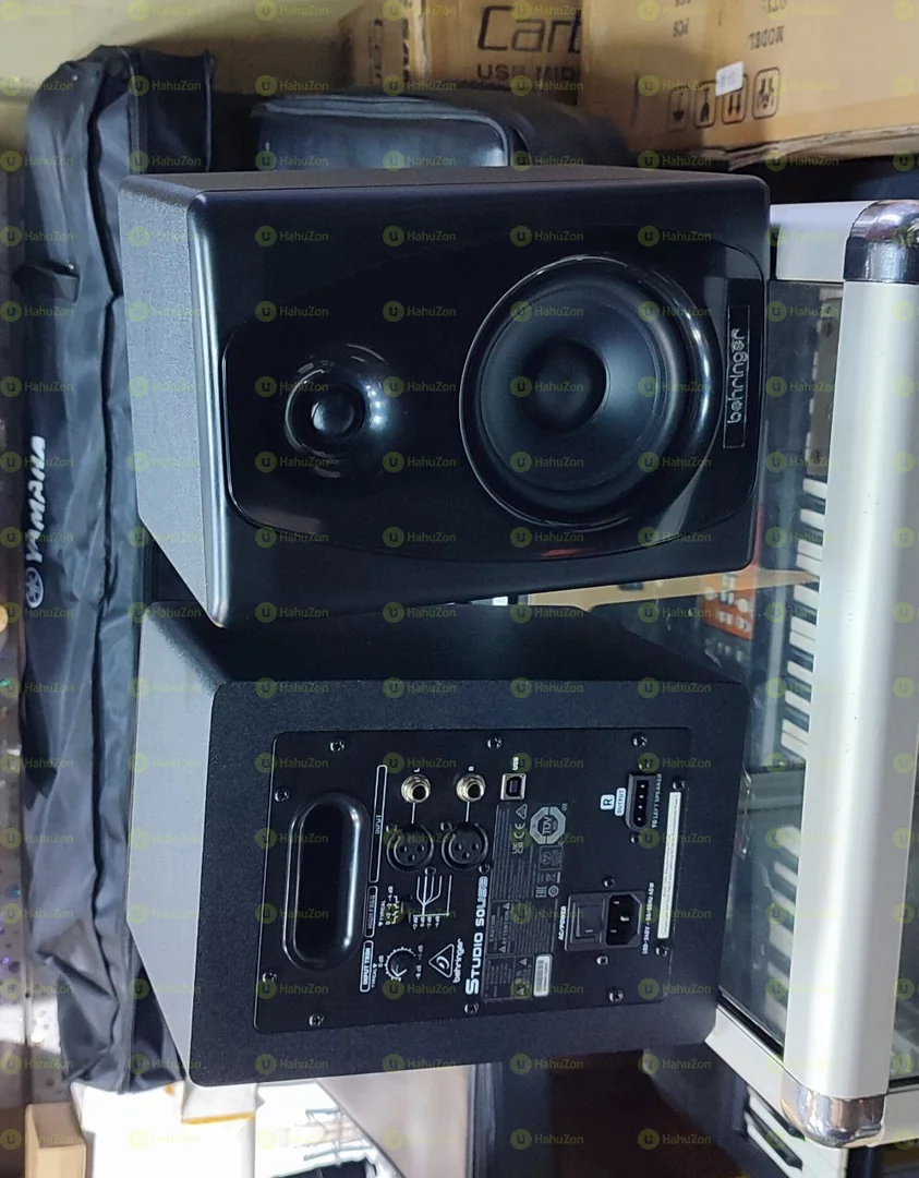 Behringer 5 Inch Studio Monitor
