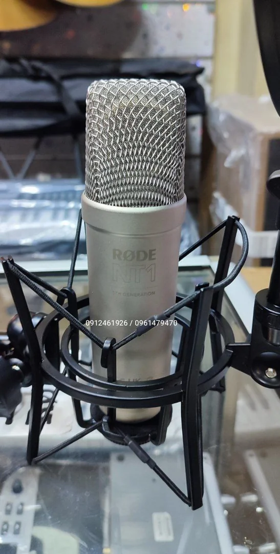 Rode NT1 5th Generation Studio Condensor Mic