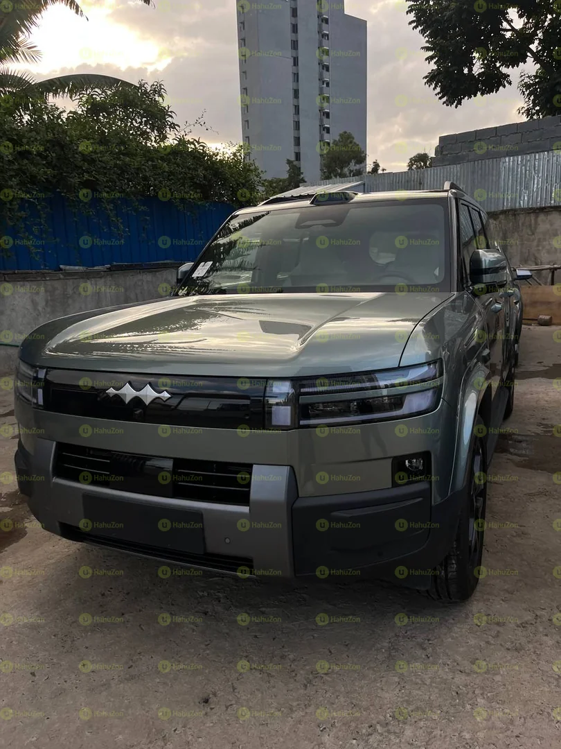 2025 Model-BYD Fangchengbao Leopard 7