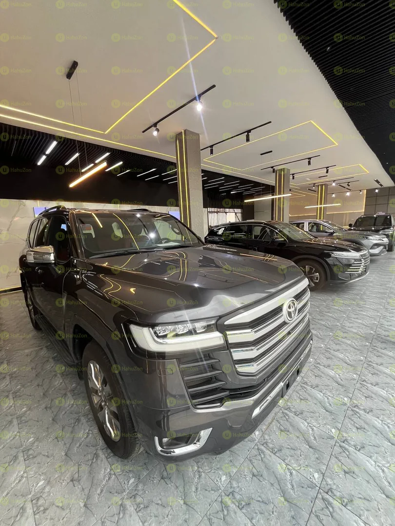 2022 Model-Toyota Land Cruiser LC300