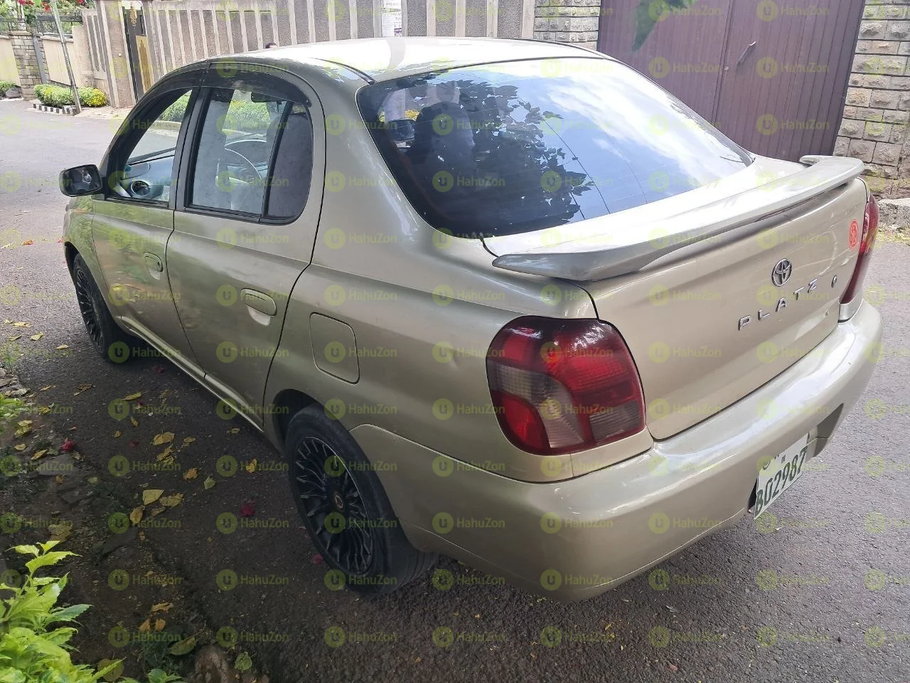 2001 Model-Toyota Platz