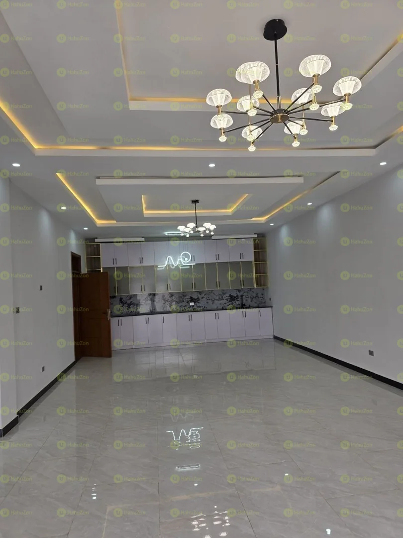 325 ካሬ የሚሸጥ G+3 መኖሪያ ቤት በአያት