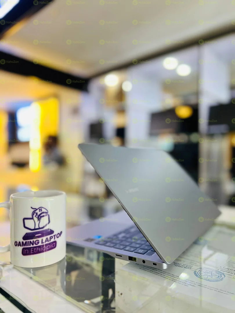 Samsung Snapdragon(R) X Plus Laptop