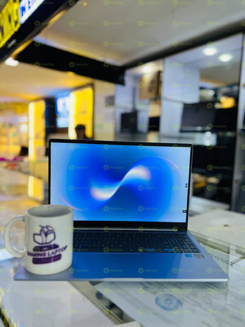 Samsung Snapdragon(R) X Plus Laptop
