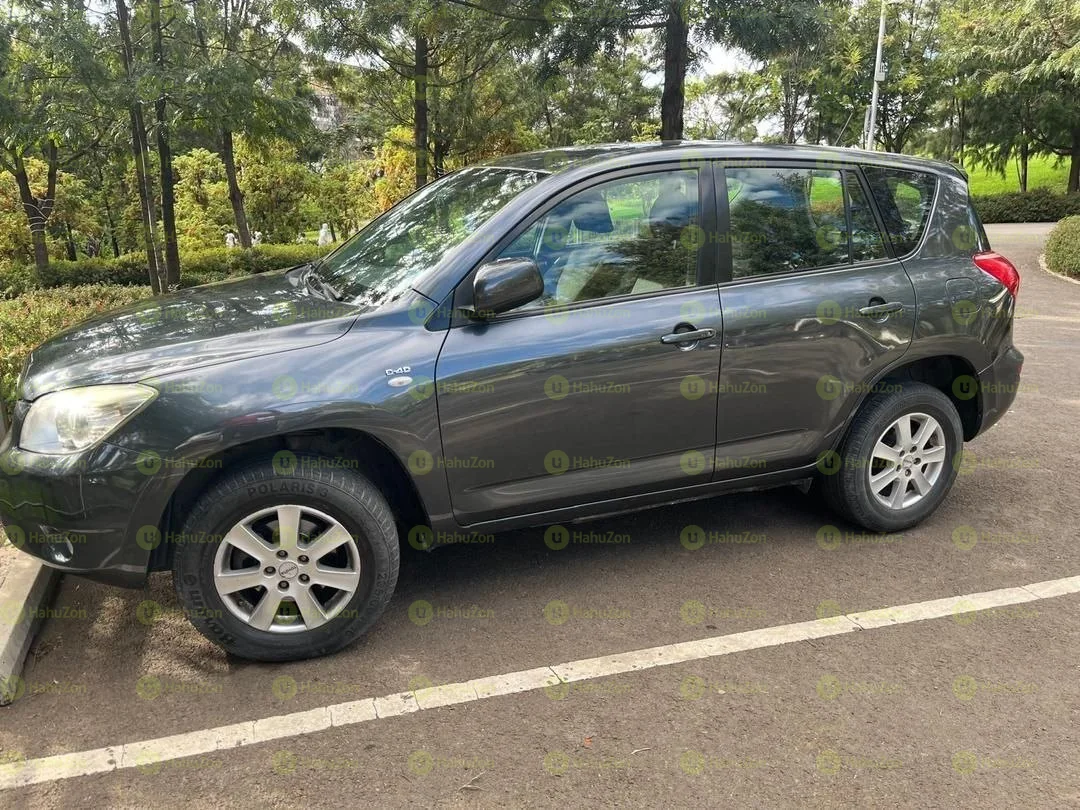 2012 Model-Toyota RAV4