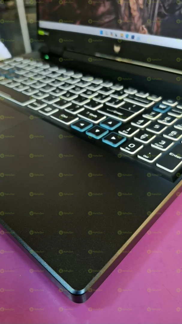 Acer predator Helios 300 Core i9-13900HX 13th Generation Laptop