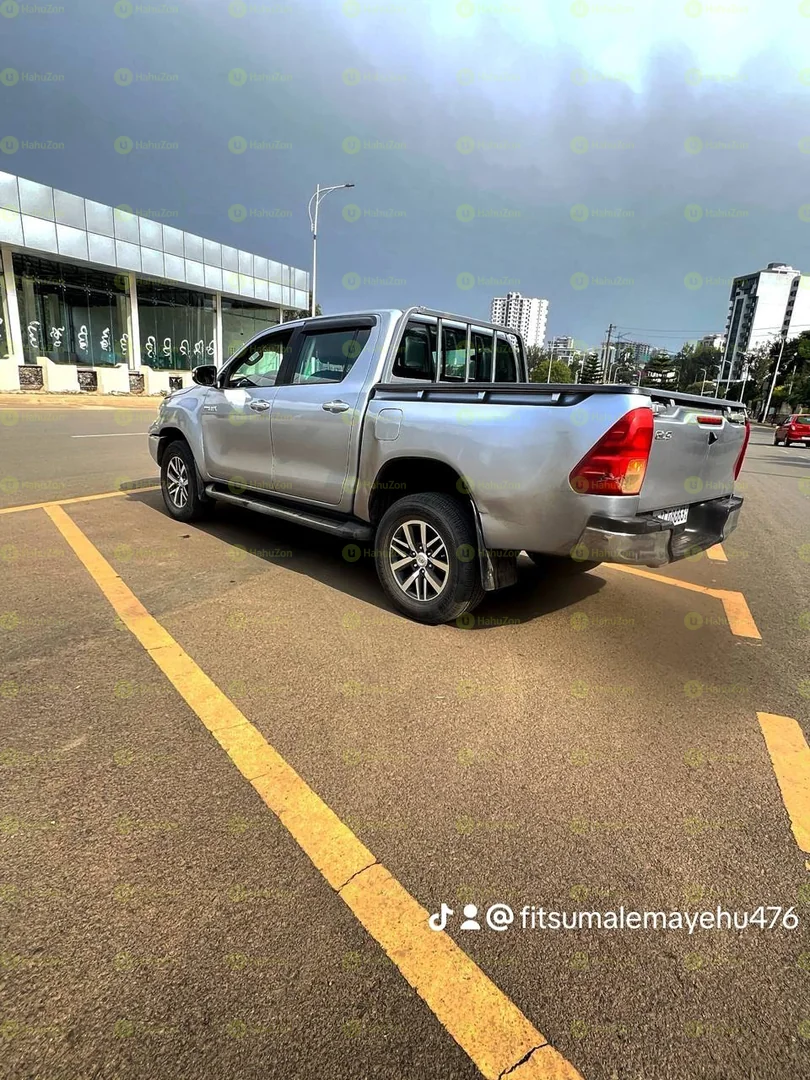 2018 Model-Toyota Hilux Double Cab