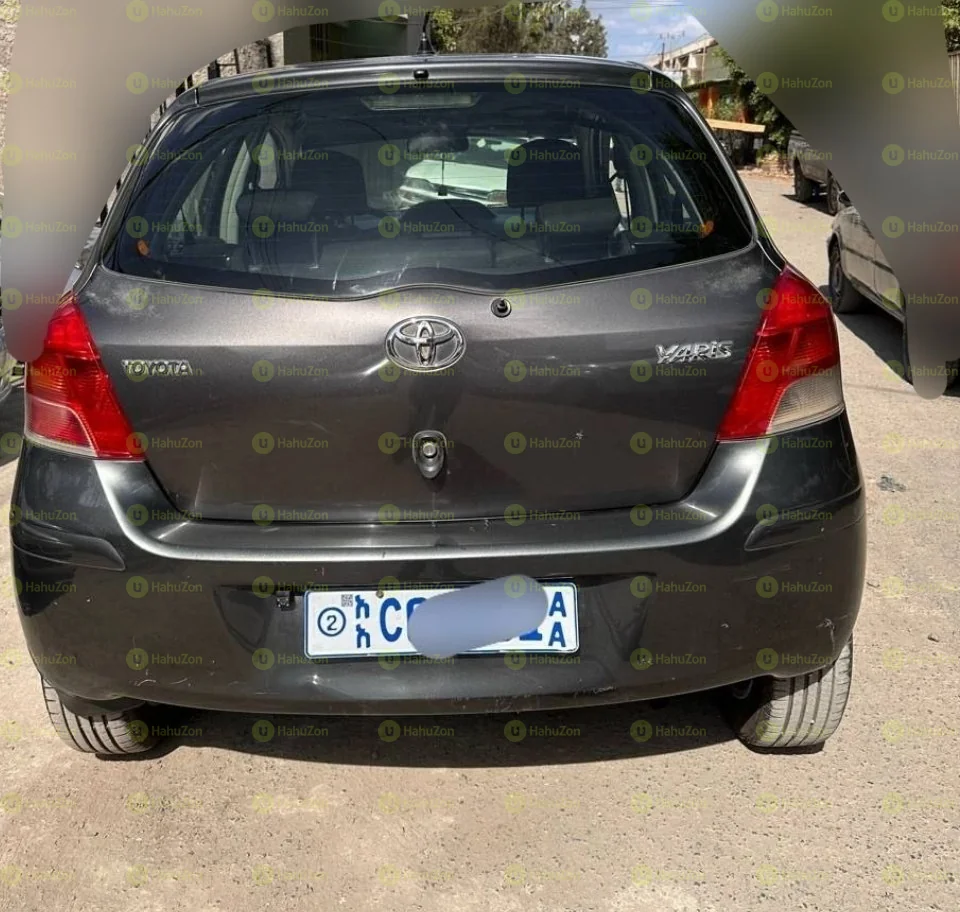 2009 Model-Toyota Yairs Compact