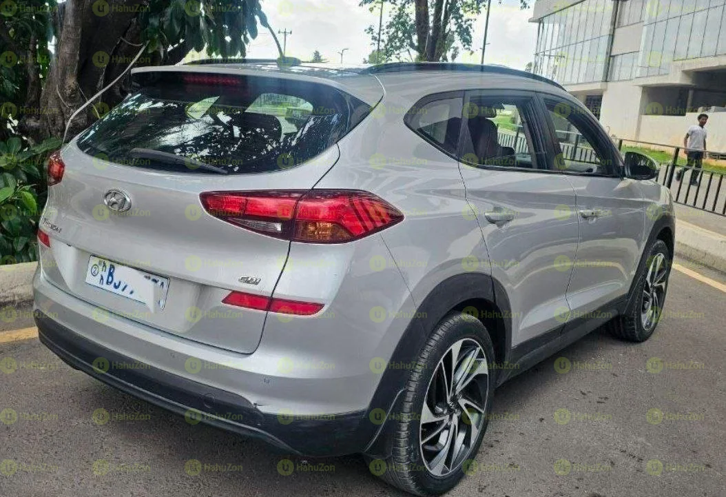 2020 Model-Hyundai Tucson
