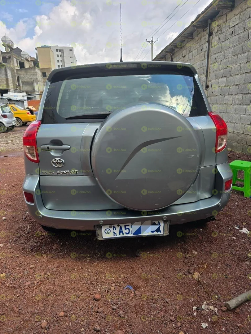 2007 Model-Toyota Rav 4