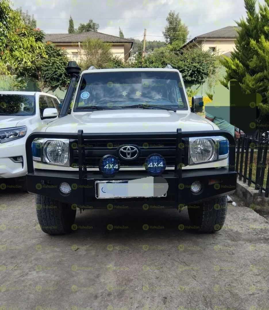 2018 Model-Toyota Land Cruiser Mark 2