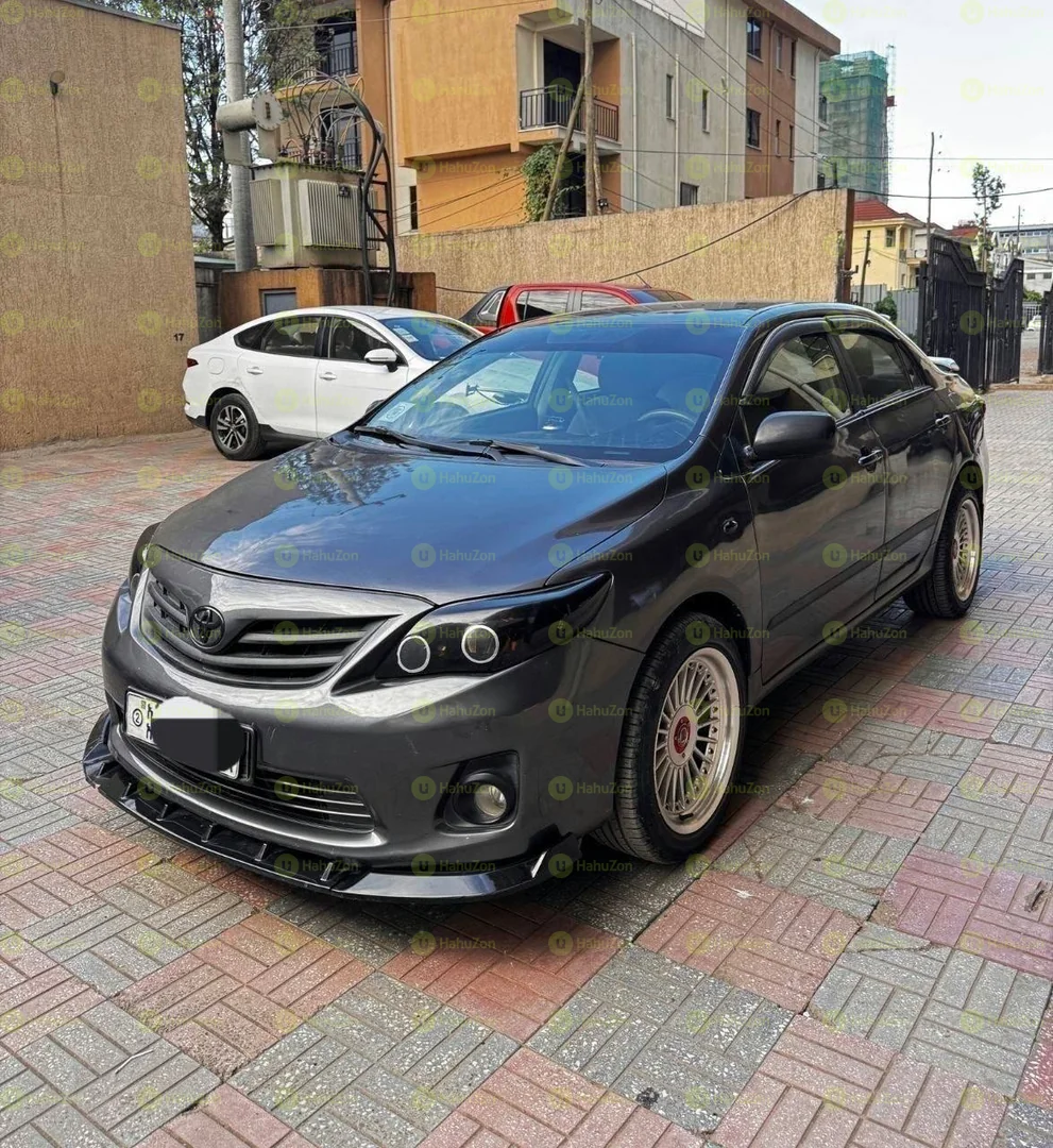 2012 Model-Toyota Corolla