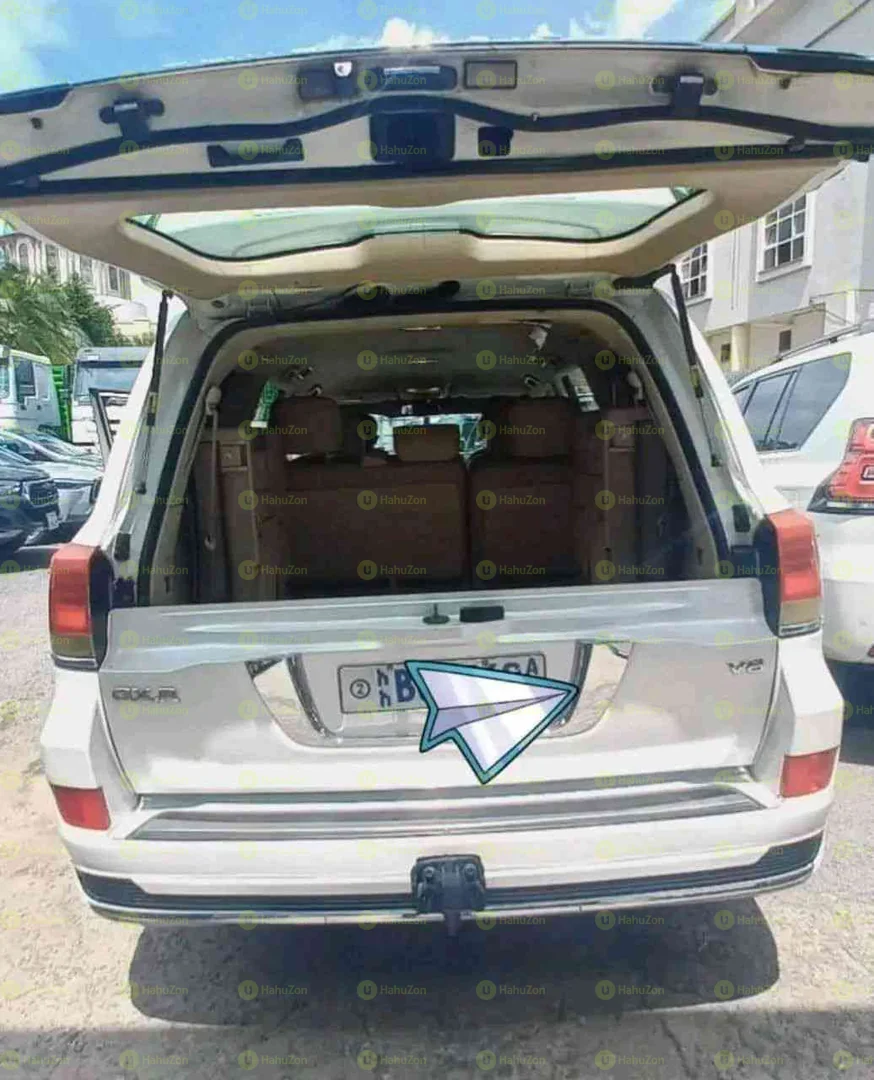2014 Model-Toyota Landcruiser V8( GXR)