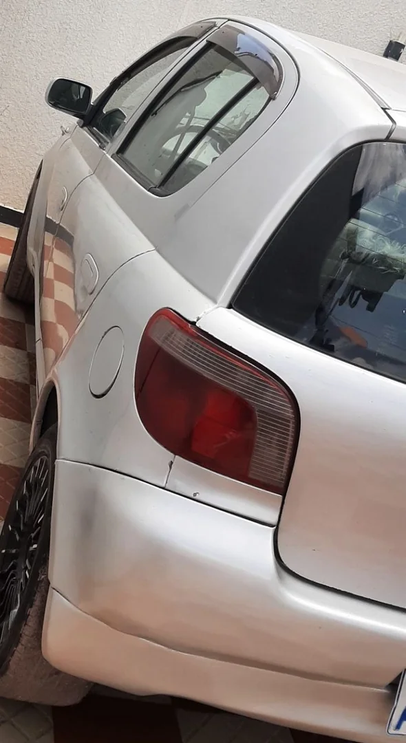 2001 Model-Toyota Corolla